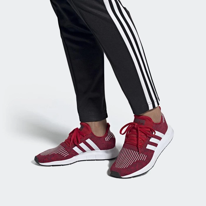 Originales Adidas Swift Run Hombre Burdeos | 02XUKOAP