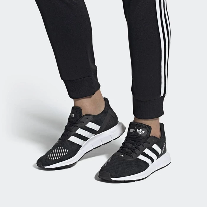 Originales Adidas Swift Run RF Hombre Negras | 27AWQNDZ