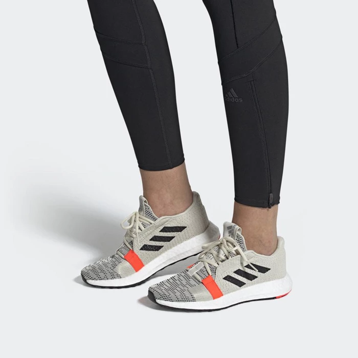 Zapatillas Running Adidas Senseboost GO Mujer Blancas | 52FQYZSA